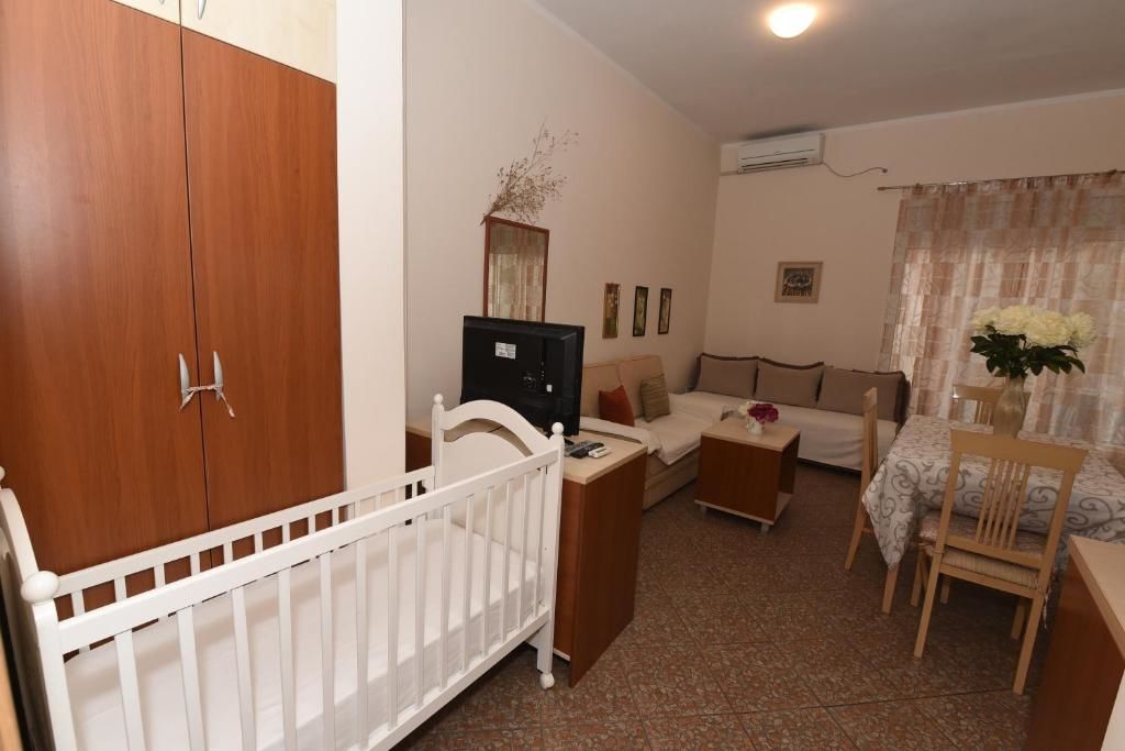 Апартаменты Apartment Plamenac Петровац